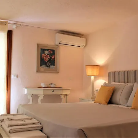 Les Oliviers Apartahotel 3*