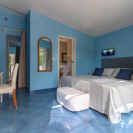 Les Oliviers Apartahotel 3*