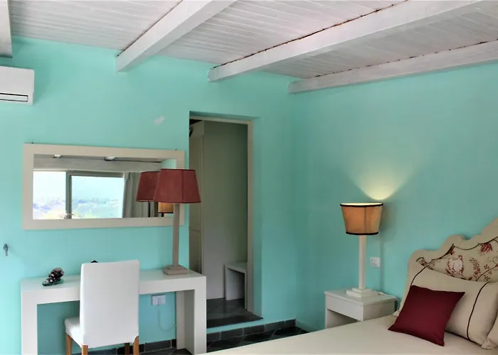 Les Oliviers アパートホテル 4*