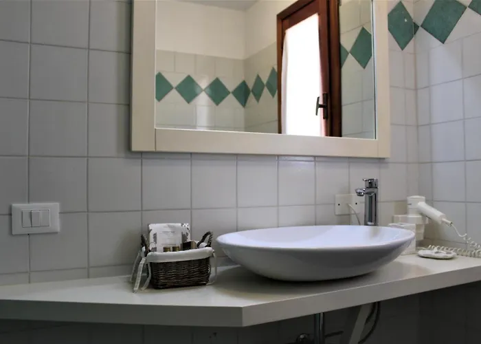 Les Oliviers アパートホテル 4*