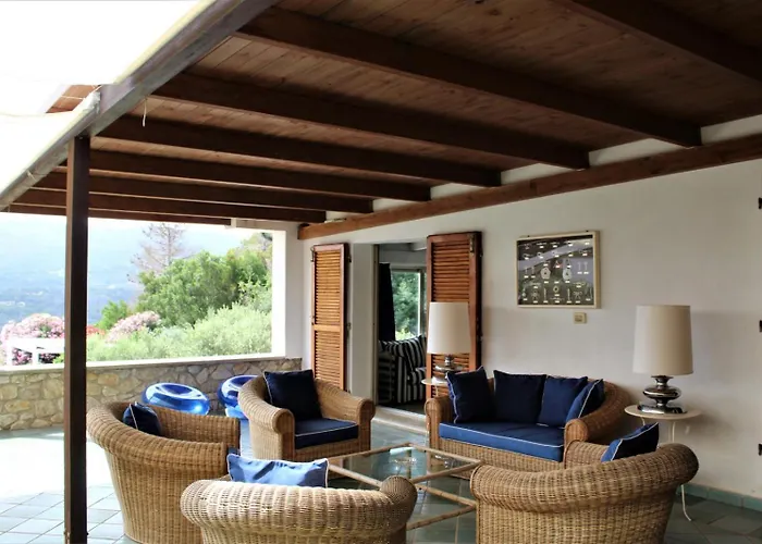 Les Oliviers アパートホテル