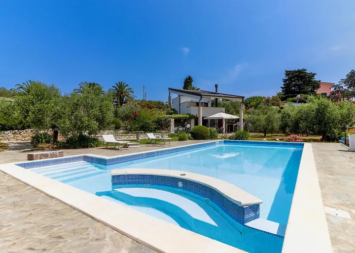 アパートホテル Les Oliviers 4*