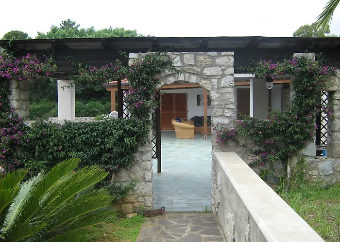 アパートホテル Les Oliviers 4*